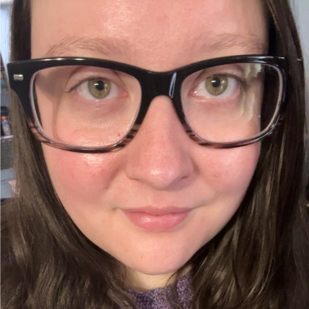 Meet your Posher, Minda quenn